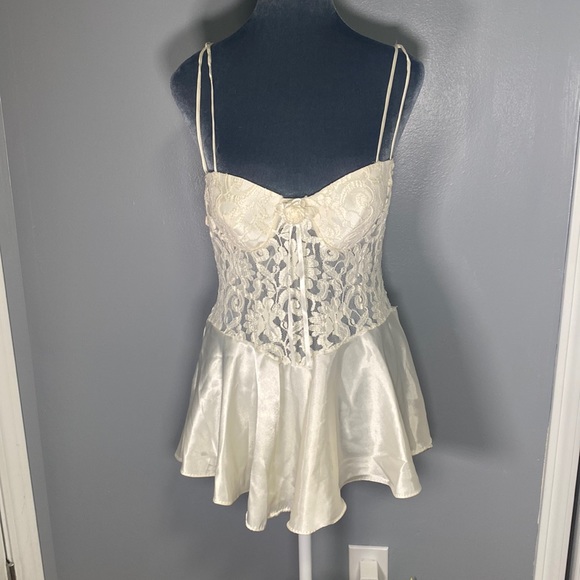 Cinema Exoile Vintage Lace Babydoll - Picture 2 of 10